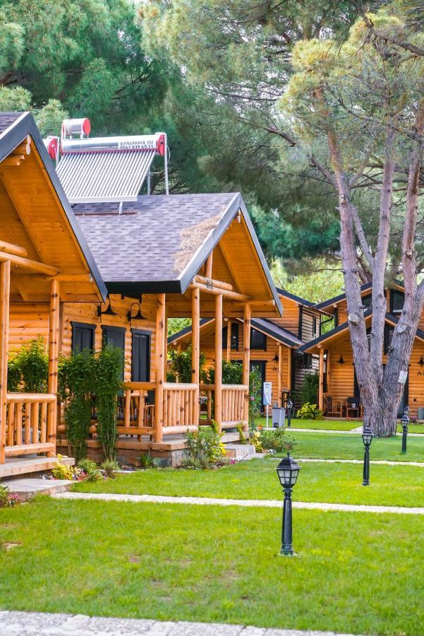 Pino Mar Luxury Bungalows Erdek Exterior photo